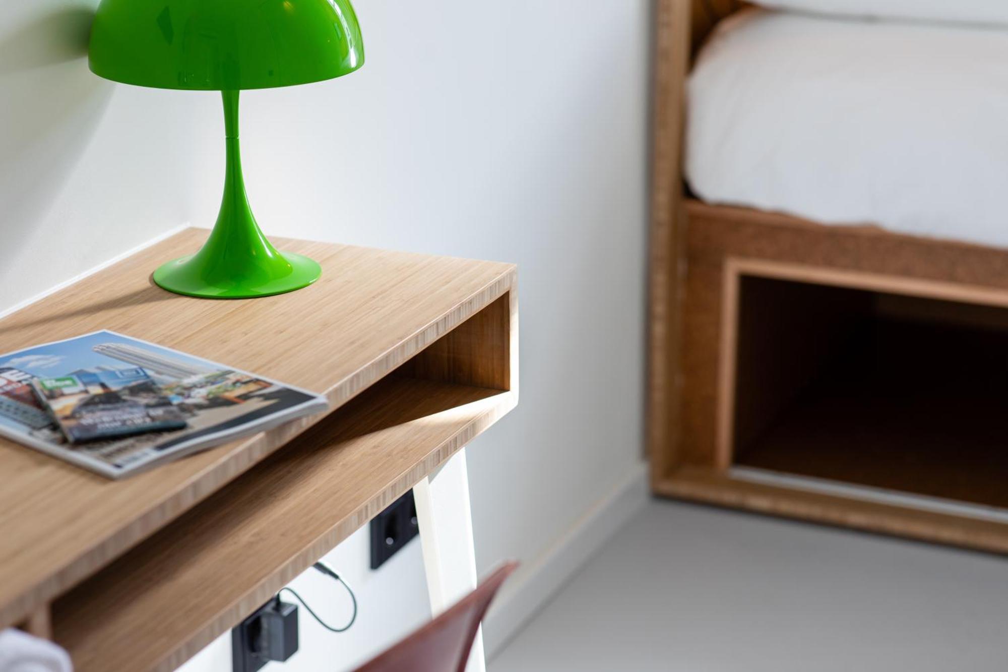 The Bellhop Hotel Rotterdam Eksteriør billede